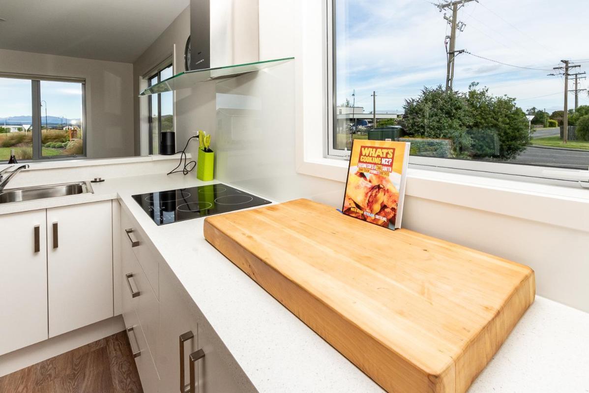Poppa Pete'S - Te Anau Holiday Home Экстерьер фото